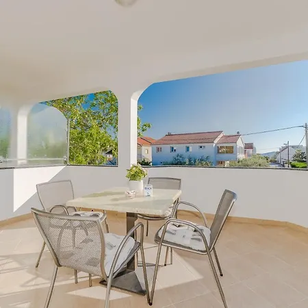 Marina Apartment