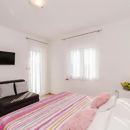 Apartment Marina *