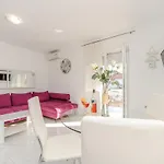 Apartment Marina