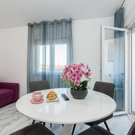 Marina Apartman Bibinje