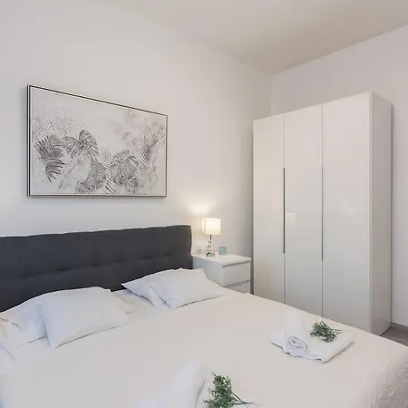Marina Apartman