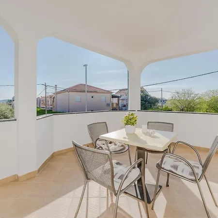 Marina Apartman